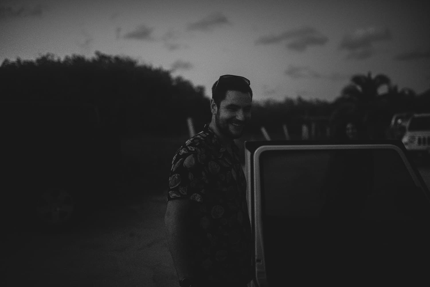 Fotografía de save the date en Cancun por fotógrafo de bodas destino en México